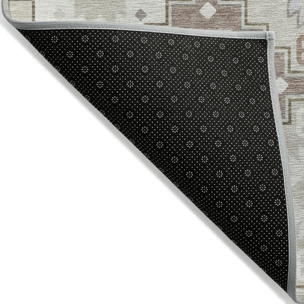HomeRoots 5' Southwestern-Inspired Washable Area Rug in Ivory, Gold & Gray for Indoor/Outdoor Elegance 10' X 14' 632274