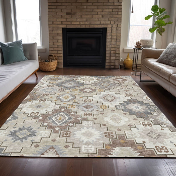 HomeRoots 5' Southwestern-Inspired Washable Area Rug in Ivory, Gold & Gray for Indoor/Outdoor Elegance 10' X 14' 632274
