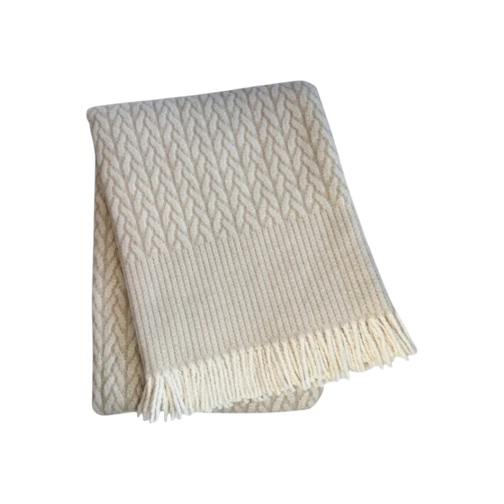 HomeRoots 55" Luxurious Linen Cotton Blend Throw Blanket with Fringe – Perfect for Cozying Up Indoors or Outdoors! 632923
