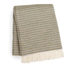 HomeRoots 55" Plush Moss Green Woven Cotton Blend Throw Blanket with Decorative Fringe – Cozy & Stylish Comfort 632930