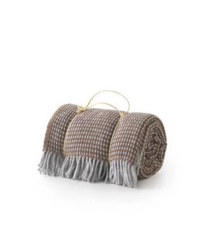 HomeRoots 55" Chocolate & Gray Woven Checkered Plush Throw Blanket with Decorative Fringe - Cozy Elegance! 633074
