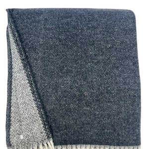HomeRoots 55" Luxuriously Soft Dark Gray & White Chevron Throw Blanket with Fringe - Perfect for Cozy Layering! 633077