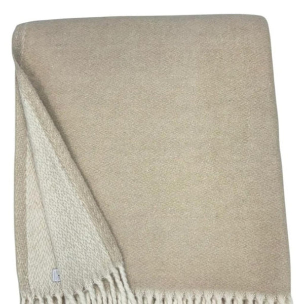 HomeRoots 55" Cozy Linen-White Chevron Plush Throw Blanket with Fringe - Perfect for Home & Outdoor Use! 633079