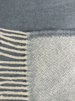 HomeRoots 55" Slate Blue & White Chevron Plush Throw Blanket - Soft Cotton Blend with Fringe for Cozy Comfort 633082