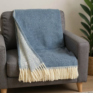 HomeRoots 55" Slate Blue & White Chevron Plush Throw Blanket - Soft Cotton Blend with Fringe for Cozy Comfort 633082