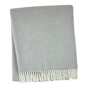 HomeRoots 55" Lightweight Woven Herringbone Throw Blanket in Light Gray & White with Fringe for Cozy Style! 633086