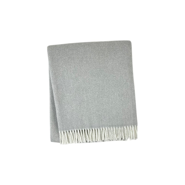 HomeRoots 55" Lightweight Woven Herringbone Throw Blanket in Light Gray & White with Fringe for Cozy Style! 633086