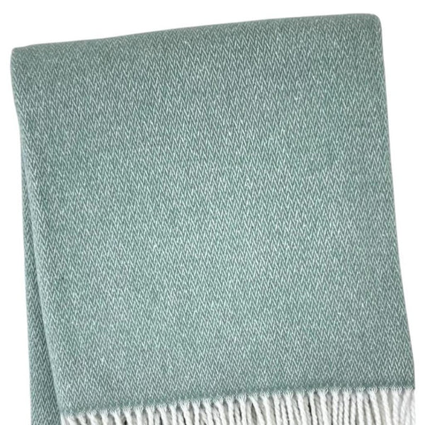 HomeRoots 55" Woven Herringbone Plush Throw Blanket in Sage & White - Cozy Fringe for Stylish Comfort Anywhere 633087