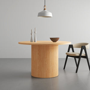 HomeRoots 47" Natural Wood Round Pedestal Dining Table - Ideal for 6, Timeless Style & Easy Conversations 633118