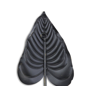 HomeRoots 38" Gold Leaves Metal Wall Sculpture - Handcrafted Dimensional Art for Modern & Eclectic Interiors 634055