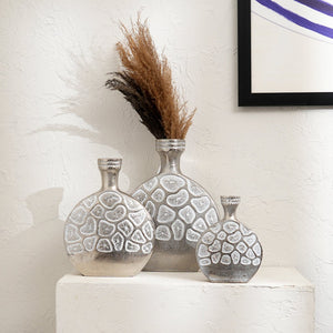 HomeRoots Set of Three Distressed Silver and White Aluminum Oval Vases for Modern Home Decor and Gifts 634173