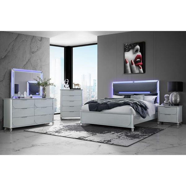 HomeRoots Silver Upholstered Queen Bed Frame with Integrated Lighting - Modern Design & Comfort in Gray 634340