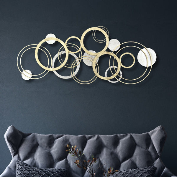 HomeRoots 18" Geometric Metal Wall Art Sculpture - Handcrafted Gold & Silver Round Discs for Modern Decor 634354