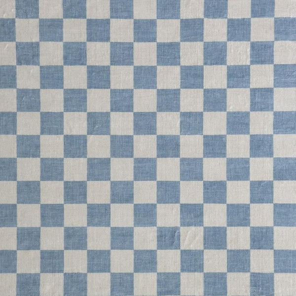 HomeRoots 5' Stylish Blue and Off-White Checkered Area Rug for Modern Homes - Durable, Stain-Resistant Design 5' X 8' 634766