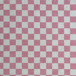 HomeRoots 5' Pink and Off-White Checkered Area Rug - Soft, Durable Design for Modern Living Spaces and Families 5' X 8' 634770
