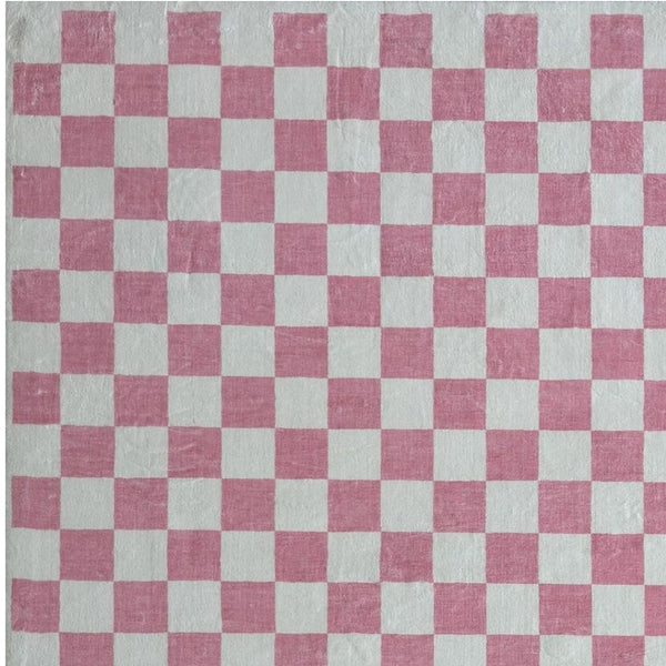 HomeRoots 5' Pink and Off-White Checkered Area Rug - Soft, Durable Design for Modern Living Spaces and Families 7' X 10' 634771