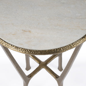 HomeRoots 23" Stylish White Marble and Gold Hammered Aluminum Round End Table for Modern Rustic Spaces 634861