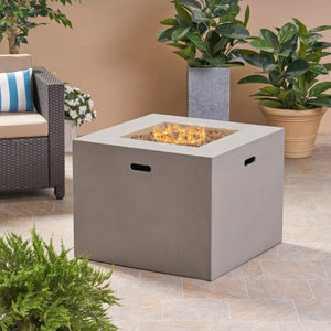 English Elm Aidan Concrete Square Fire Pit Outdoor Patio Gathering Focal Point with 40000 BTU Heat 63490.00LGRY-40K