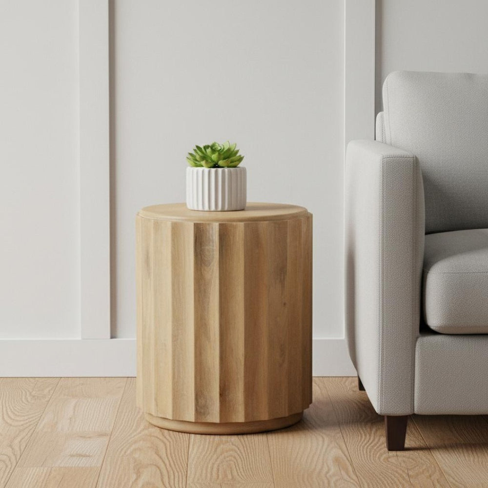 HomeRoots 23" Handcrafted Brown Solid Wood Round End Table – Unique Mango Wood Design for Versatile Living Space 635427