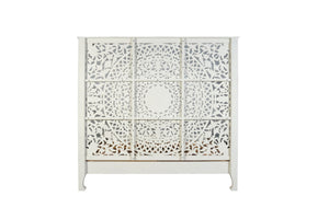 HomeRoots Gray Carved Floral Distressed Solid Wood Queen Bed Frame - Timeless Elegance for Your Bedroom Retreat 635812