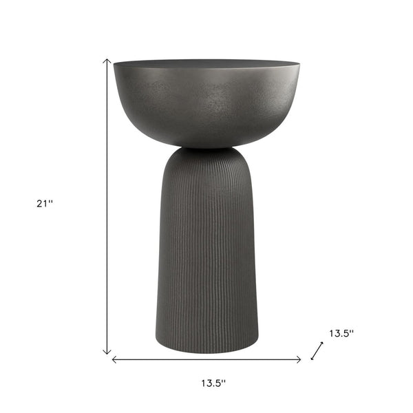 HomeRoots 21" Black Aluminum Round End Table - Modern, Durable Accent for Living Room, Bedside, or Small Spaces 636076