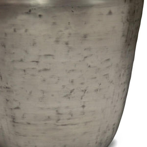 HomeRoots 22" Stylish Silver Metal Round End Table - Modern Industrial Design for Small Spaces & Versatile Use 636110