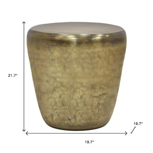 HomeRoots 22" Gold Metal Round End Table – Stylish Accent for Living Room, Bedroom, or Entryway with Modern Charm 636114