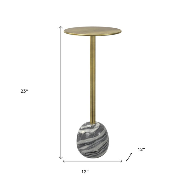 HomeRoots 23" Gold Metal Round End Table - Elegant Modern Accent for Small Spaces, Stylish and Versatile Use 636126