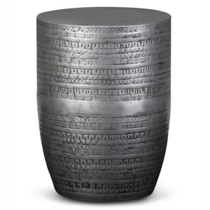 HomeRoots 20" Sleek Silver Metal Round End Table - Modern Elegance for Living Rooms, Bedrooms & More! 636128