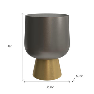 HomeRoots 20" Antiqued Brass Aluminum Round End Table – Timeless Charm, Versatile Design, No Assembly Required! 636131