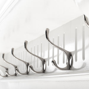 HomeRoots 39" White Solid Wood Coat Rack with 6 Hooks - Coastal-Inspired Wall-Mount for Stylish Entryway Organization 636372