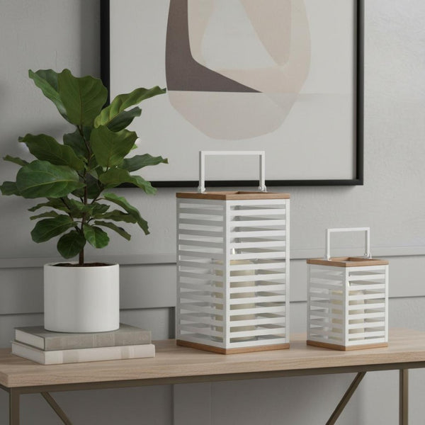 HomeRoots Set of Two White Abstract Metal Candle Holders – Modern Art Decor for Pillars & Elegant Centerpieces 638608