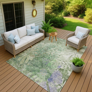 HomeRoots 5' Teal Blue & Ivory Floral Washable Area Rug - Durable, Stylish, Indoor/Outdoor for High-Traffic Spaces 639270
