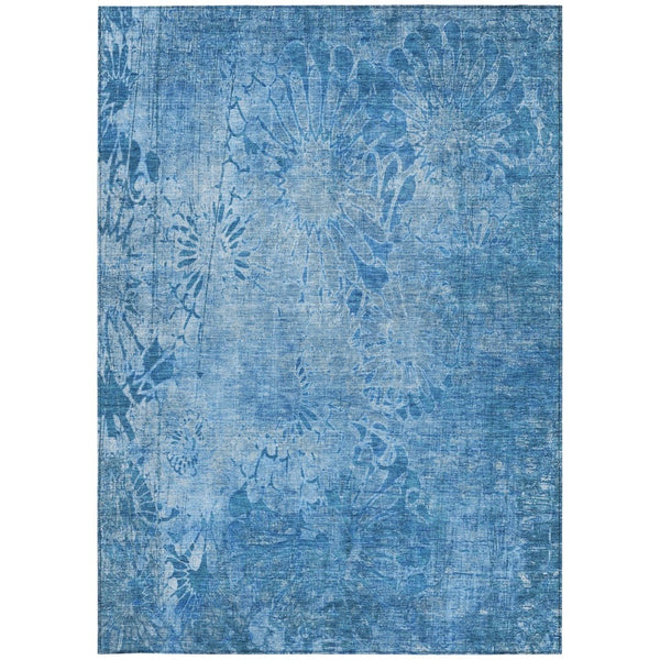 HomeRoots 5' Indoor Outdoor Denim Blue Floral Area Rug - Durable, Washable, and Perfect for High-Traffic Spaces! 639288