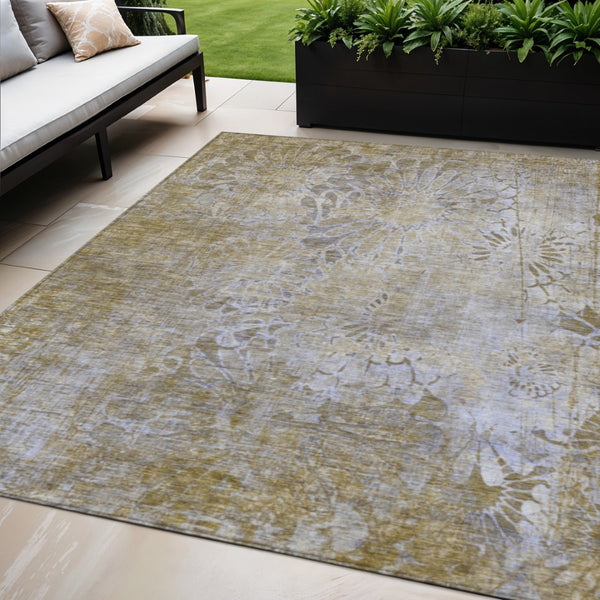 HomeRoots 5' Wheat and Beige Floral Area Rug - Durable, Washable, Indoor/Outdoor Use for High-Traffic Spaces 639306