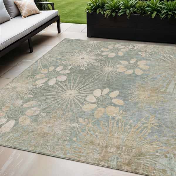 HomeRoots 5' Indoor-Outdoor Artichoke Green & Beige Floral Area Rug - Washable, Durable, Versatile Style! 639312