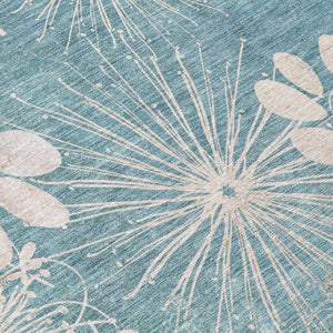 HomeRoots 5' X 8' Blue and Ivory Floral Area Rug - Washable, Durable, Indoor/Outdoor, Kid & Pet-Friendly Design 639324