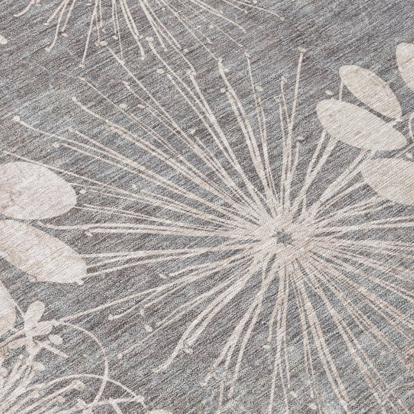 HomeRoots 8' Gray and Silver Round Floral Area Rug - Durable, Washable Design for Indoor & Outdoor Spaces 639331