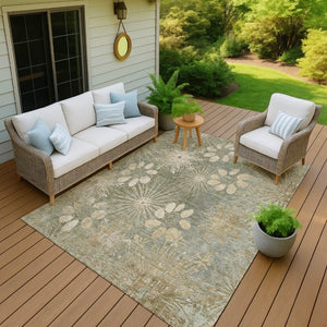 HomeRoots 5' Sage & Beige Floral Area Rug – Washable, Durable & Versatile for Indoor/Outdoor Use, 5' x 8' 639348