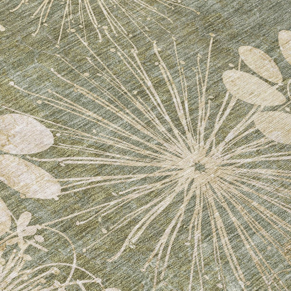 HomeRoots 5' Sage & Beige Floral Area Rug – Washable, Durable & Versatile for Indoor/Outdoor Use, 5' x 8' 639348