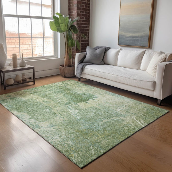 HomeRoots 5' Artichoke Green & Beige Abstract Washable Area Rug - Durable Indoor/Outdoor Style for All Spaces 639360