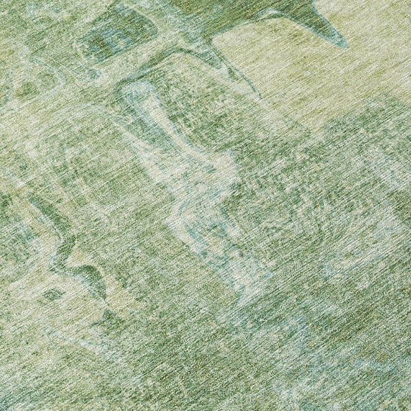 HomeRoots 8' Artichoke Green Round Abstract Area Rug - Stylish, Washable & Durable for Indoor/Outdoor Use 639361