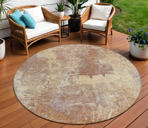 HomeRoots 8' Modern Terra Cotta & Beige Round Abstract Washable Rug for Indoor & Outdoor Living Spaces 639385