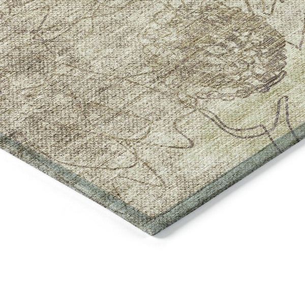 HomeRoots 5' Brown & Beige Floral Area Rug - Durable, Washable Design for Indoor & Outdoor Spaces, 5x8 ft 639690