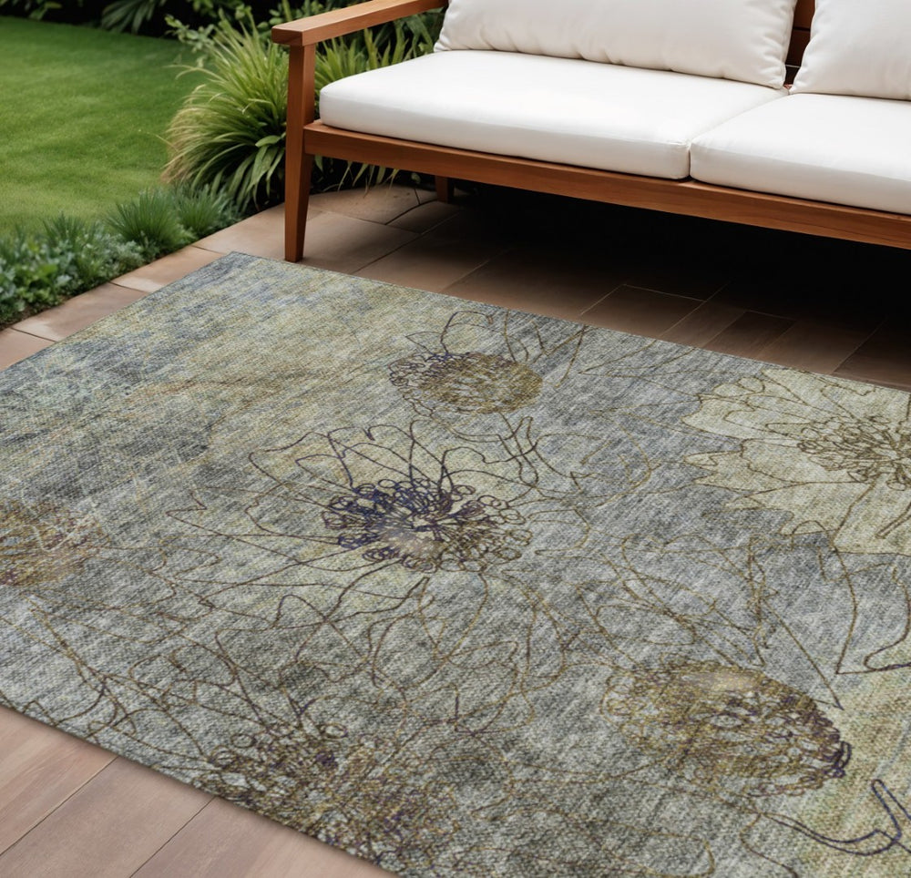 HomeRoots 8' X 10' Stylish Pewter Beige Floral Washable Area Rug for Indoor & Outdoor High-Traffic Spaces 639716