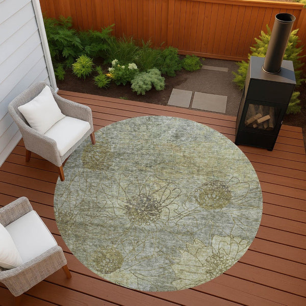 HomeRoots 8' Taupe Floral Round Area Rug - Washable, Durable, Indoor-Outdoor Design for Versatile Decor Use 639727