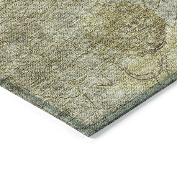 HomeRoots 8' Taupe Floral Round Area Rug - Washable, Durable, Indoor-Outdoor Design for Versatile Decor Use 639727