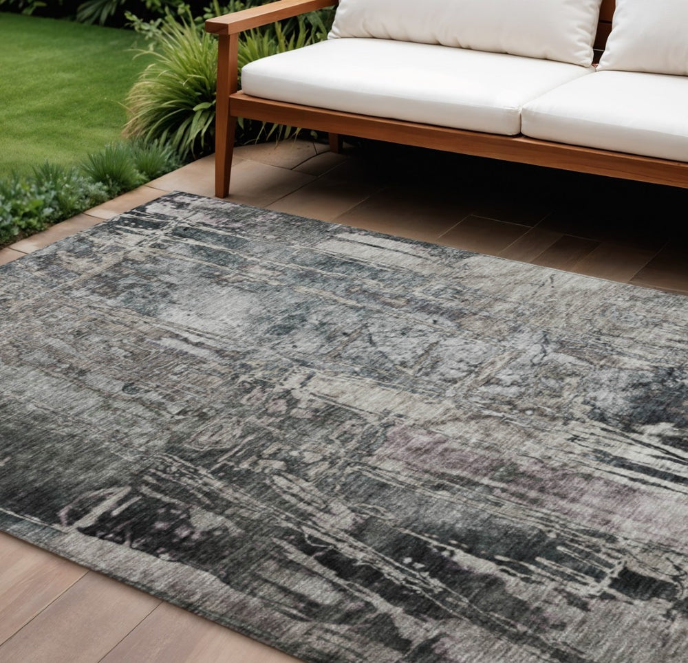 HomeRoots 8' X 10' Gray and Silver Abstract Area Rug – Machine Washable, Stylish Indoor/Outdoor Design for All Spaces 639746