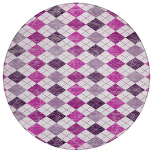 HomeRoots 8' Blush and Ivory Round Geometric Area Rug - Washable, Durable, Versatile for Indoor & Outdoor Use 639757