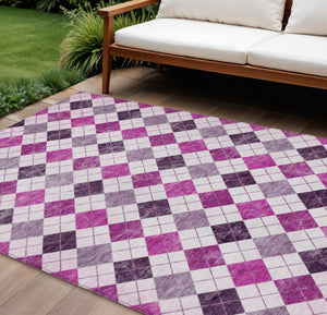 HomeRoots 8' X 10' Blush and Ivory Geometric Indoor Outdoor Rug - Stylish, Durable, Washable, and Versatile 639758